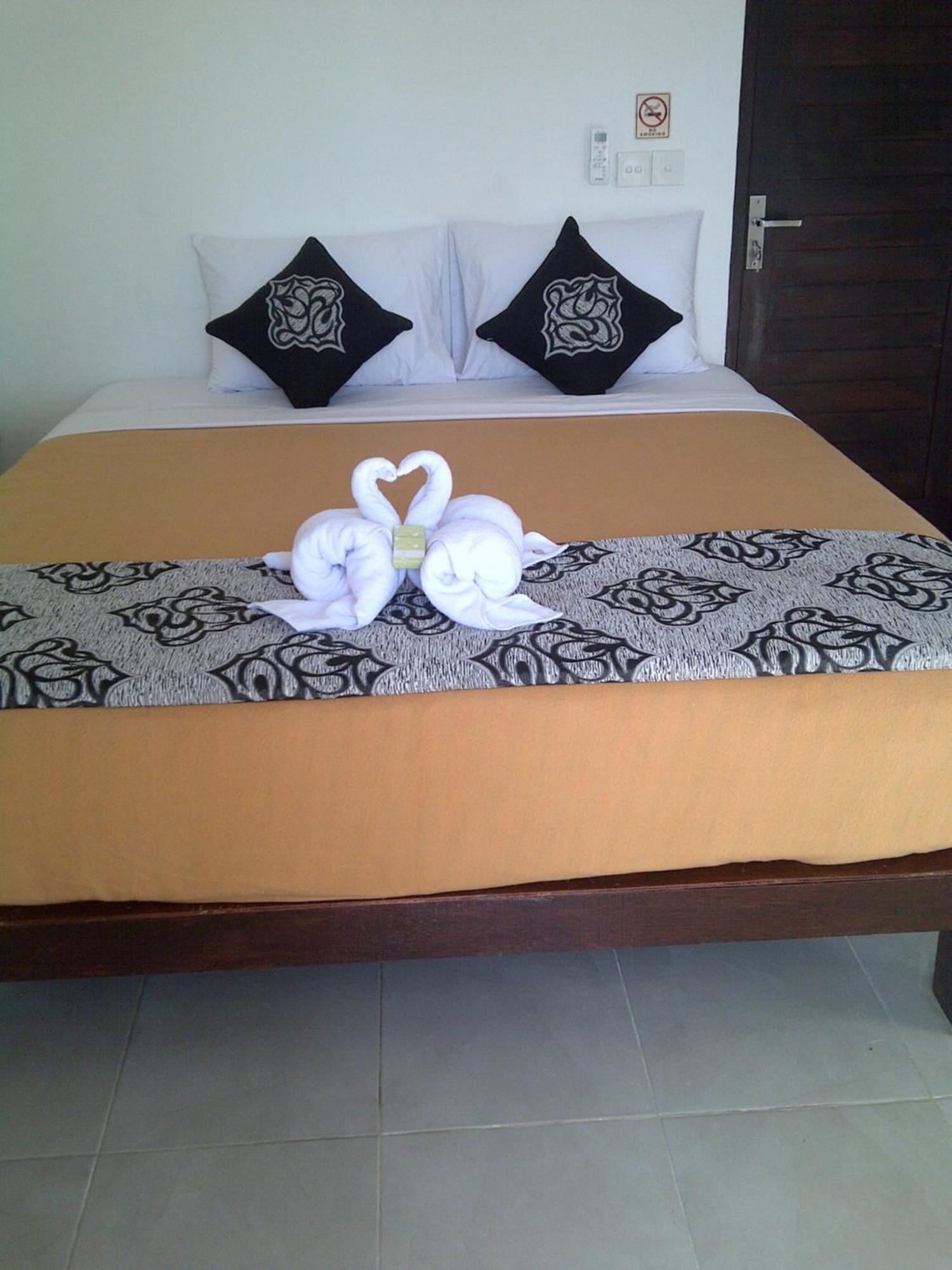 Kubu Sunset Guest House نوسا ليمبونغان الغرفة الصورة