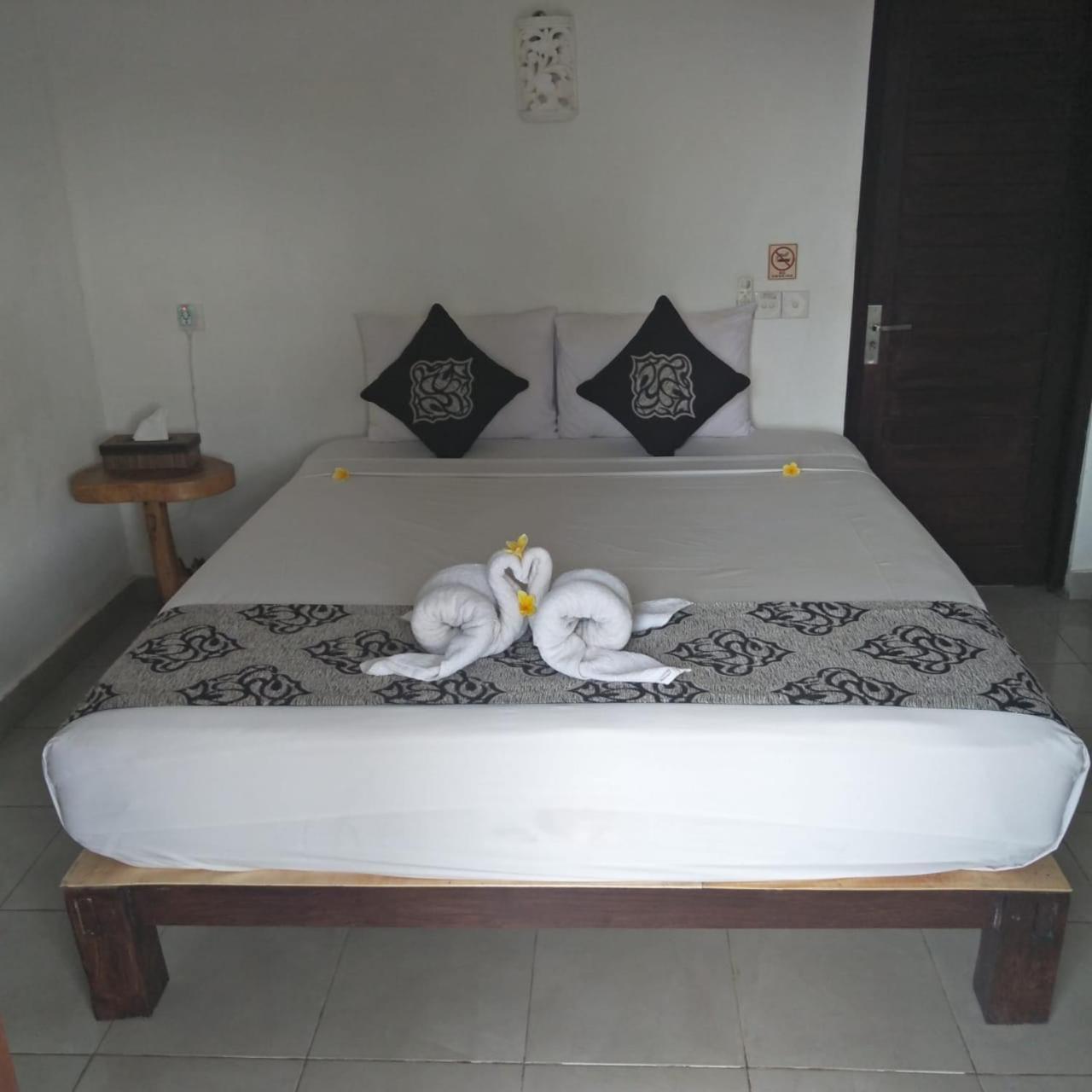 Kubu Sunset Guest House نوسا ليمبونغان المظهر الخارجي الصورة